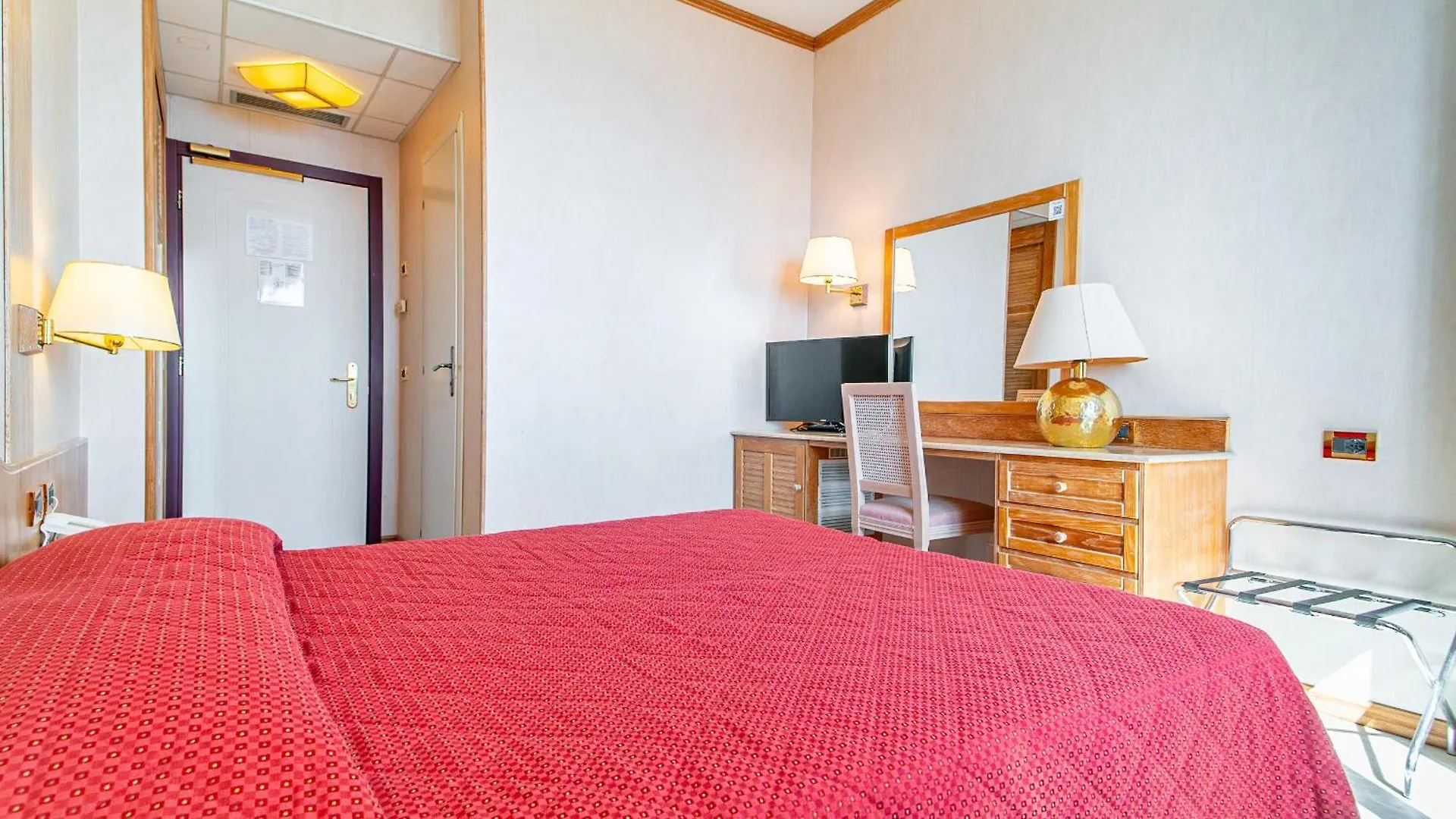 ***  Bobby Executive Hotel Sanremo Italy