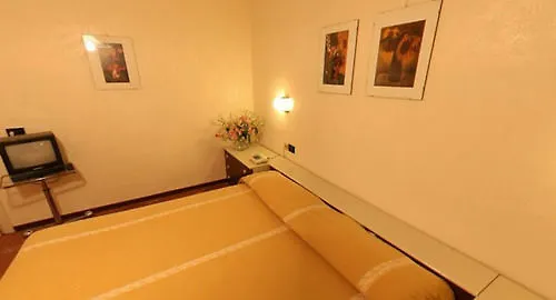 ***  Bobby Executive Hotel Sanremo Italy